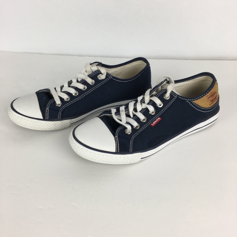 Women’s Levi’s Blue Canvas Sneaker Size 8.5M